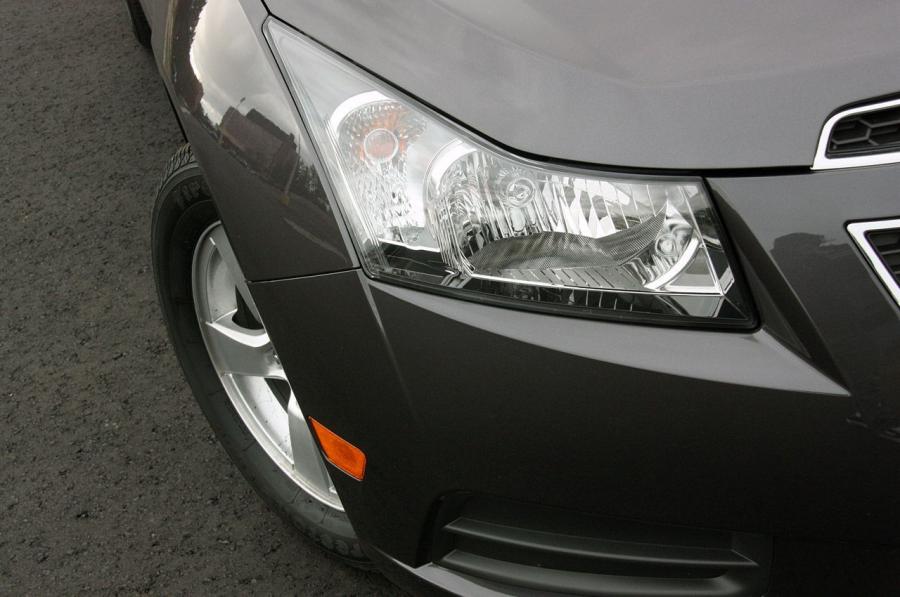  Chevrolet Cruze 1LT 2011 года  (фото 3 из 36)